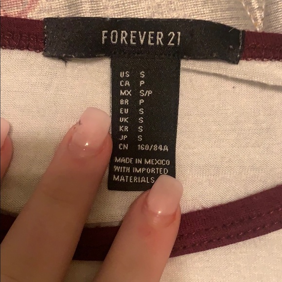 white t shirt - Picture 2 of 2